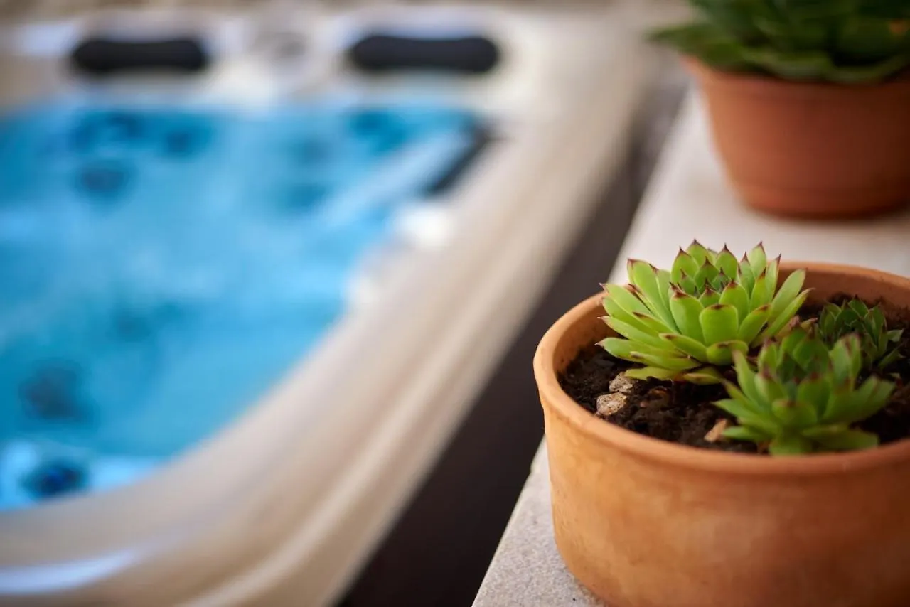 Villa Kudelik - Stone Story Bed & Breakfast Trogir