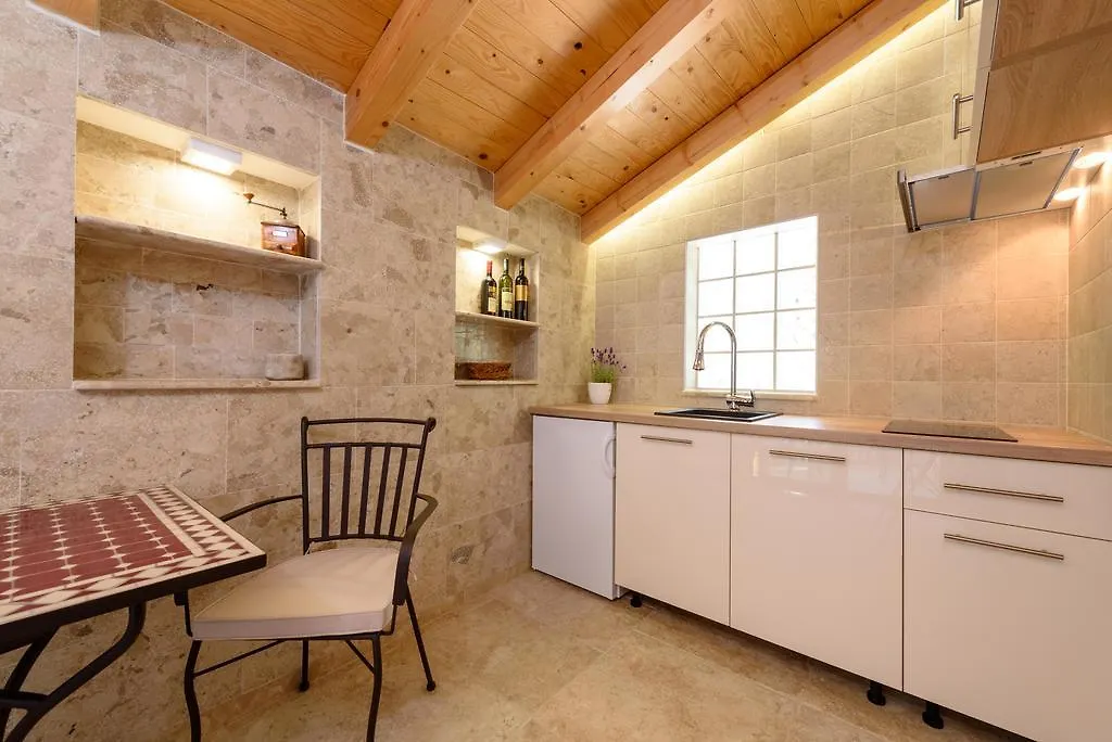 Villa Kudelik - Stone Story 4*, Trogir Croatia