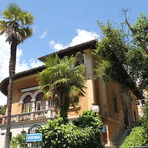 Apartment Ines Komel 